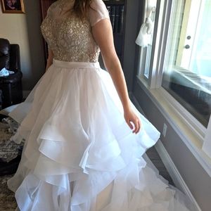 Modest wedding dress with beautiful character to it. Never used!